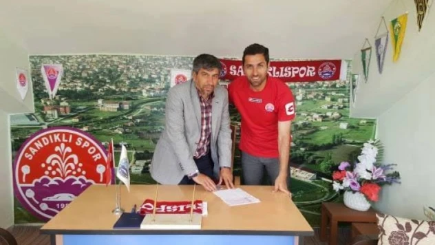 Eray Şekerci Sandıklıspor'da