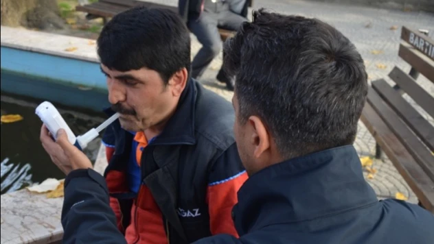 Sağlıkçılardan Orduyeri'nde karbonmonoksit ölçümü