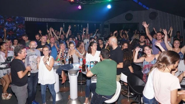 MURAT MENTEŞ VE DJ EVREM TÜM KIŞ BOYUNCA CUMARTESİ GECELERİ YİNE SUNSET'TE