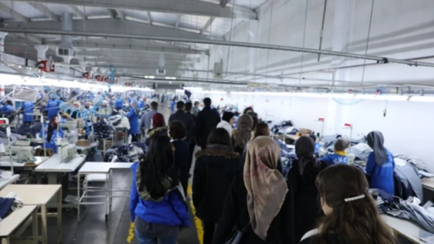 Bartın Üniversitesi öğrencileri OSB'yi gezdi