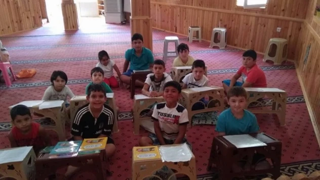 YAZI KUR'AN'I ÖĞRENEREK DEĞERLENDİRİYORLAR