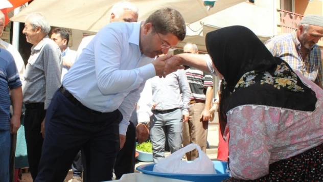 Tunç, bayramda ayak basmadık yer bırakmadı