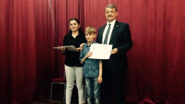 İngilizce Kursunun Sertifikaları Verildi