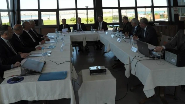 Haber Merkezi Bartın Sosyal Yardımlaşma Vakfı'ndan yapılan açıklamada EVEK, MAA ve AÇP programları kapsamında hak sahiplerine ödemelerinin 24 - 28 Nisan tarihleri arasında PTT şubelerinden yapılacağı duyuruldu. Bartın Sosyal Yardımlaşma Vakfı'ndan yapılan