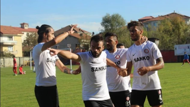 Bartınspor'da iki futbolcu kadro dışı