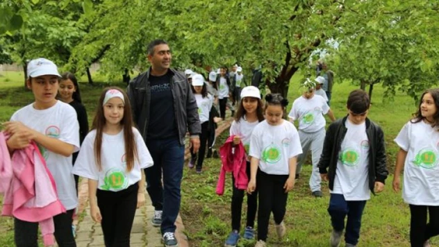 Müdürlükten Lider Çocuk Tarım Kampı