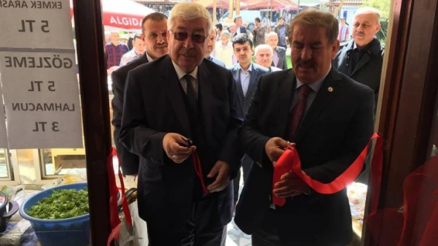 Abdipaşa'da kermes dualarla açıldı