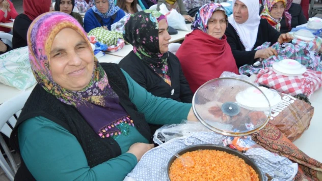 Abdipaşa'da keşkek festivali coşkusu