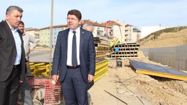 Tunç, Bartın çevre yolu bölünmüş yol çalışmalarını inceledi