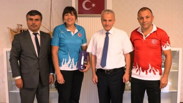DEMİR YUMRUK'TAN VALİ DİRİM'E ZİYARET
