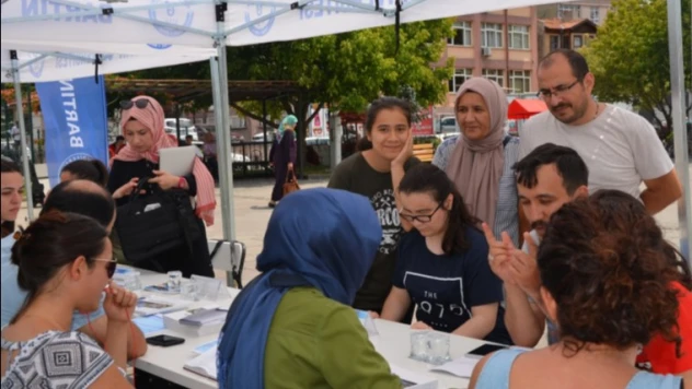Üniversiteden aday öğrencilere tercih desteği
