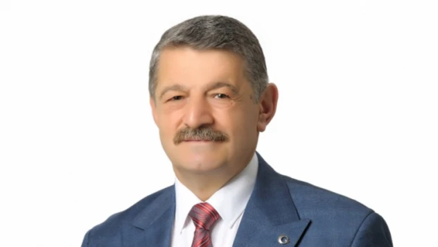 Akın: 'Adaylar, Bartın'ın sorunlarını 10 yıl geriden takip ediyorlar'