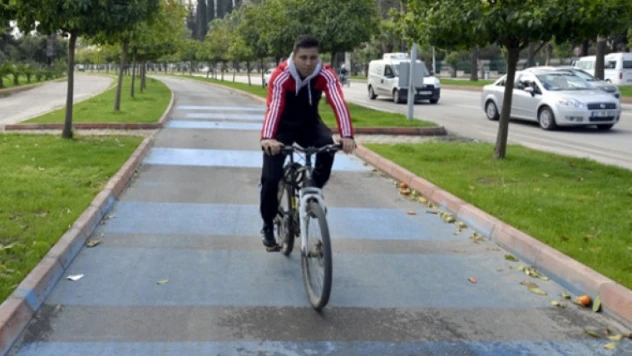 PEDALDAŞLARDAN BARTIN'A BİSİKLET YOLU TALEBİ