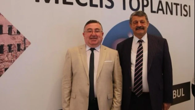 Akın, yeniden Tarihi Kentler Birliği Encümeninde