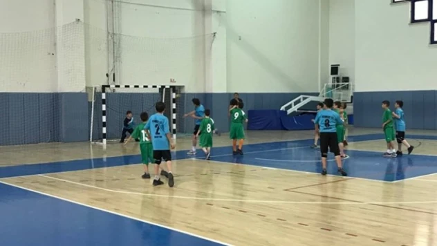 Hentbol yarı final maçları Bartın'da yapılacak