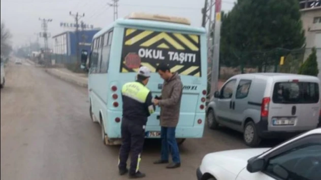 3 kişi yakalandı