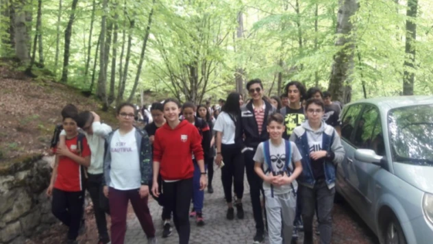 Müdürlükten Sağlıklı Gelecek Gençlerle Gelecek Gezisi