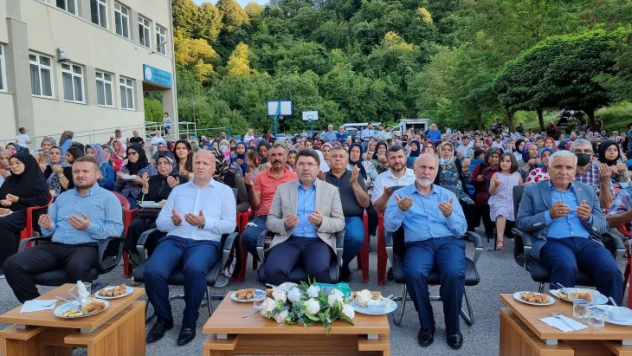 Gürgenpınarı'nda aşure etkinliği