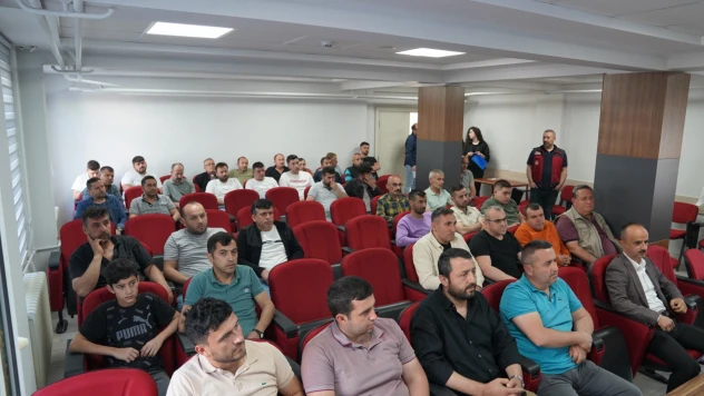 Hayvan nakliyesinde görevli personellere eğitim verildi