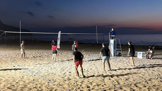 İnkumu Yaz Voleybol Turnuvasında Heyecan Devam Ediyor.
