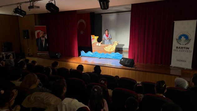 Karne Heyecanı Kukla ve Oyuncak Hikâyesiyle Taçlandı