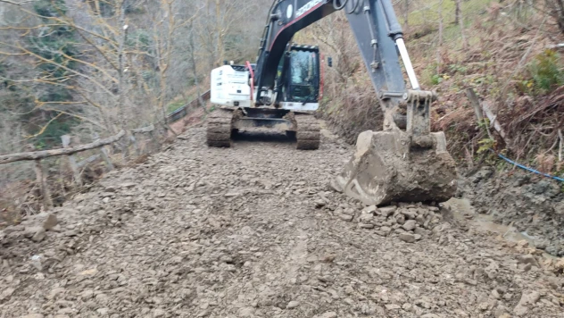 Köy Yolları Güvenli Hale Getiriliyor
