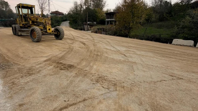 Köylerde Ulaşım ve Çevre İçin Yoğun Mesai