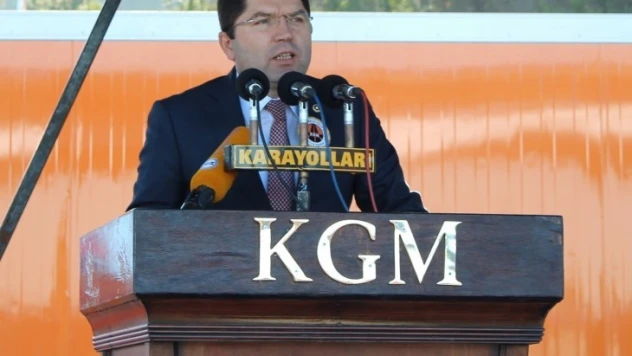 Kozcağız-Hasankadı yolu başladı