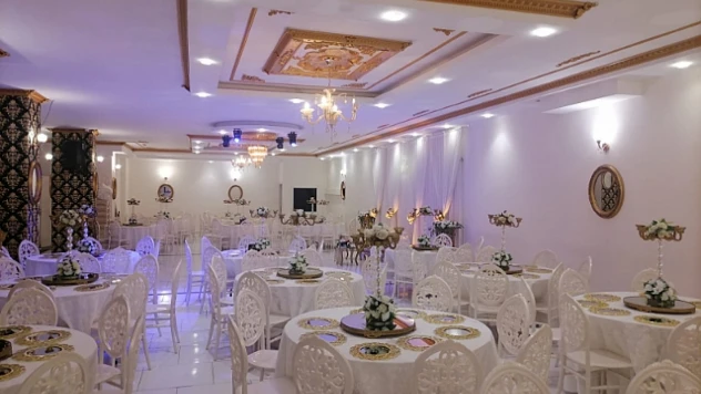 Kumluca'ya yeni yüzme havuzu ve düğün salonu geliyor