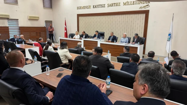 Meclis 21 Maddelik Gündemle Toplanıyor