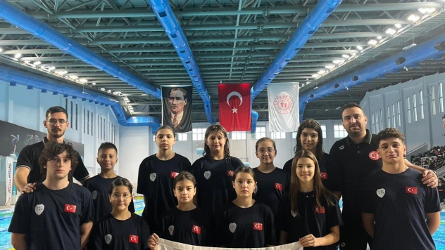 Paletli Yüzmede Bartın Rüzgârı