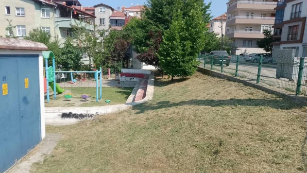 Park ve dinlenme alanları temizleniyor