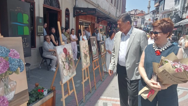 'Pazartesi Resim Grubu' Sanatseverlerle Buluştu