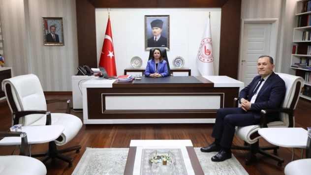 PTT Başmüdürü Özcan Pamuk Ankara'ya Uğurlandı