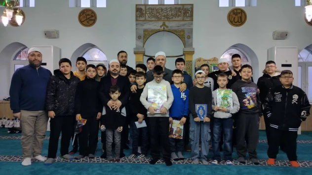 Sabah Namazında Gönüller Buluştu