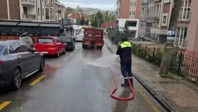 Temizlik Seferberliği Devam Ediyor