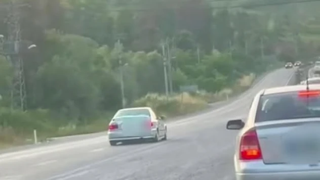 Trafiği Tehlikeye Atan Sürücüye Ceza
