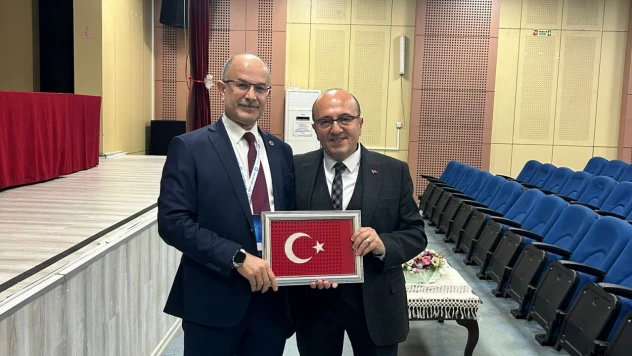 Türk Eğitim-Sen'de Bayrak Değişimi