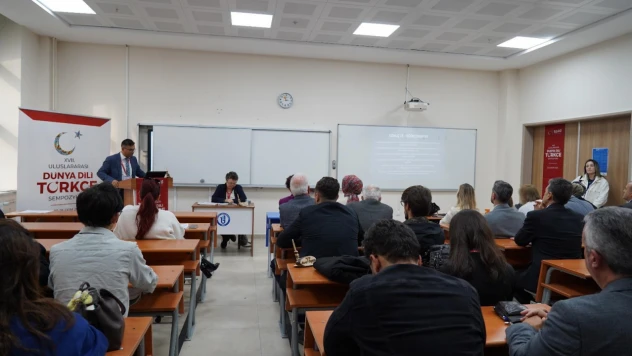 Türkçe'nin Dünü, Bugünü ve Geleceği BARÜ'de Tartışıldı