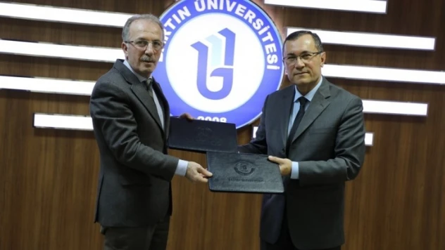 Üniversite ile PTT arasında protokol