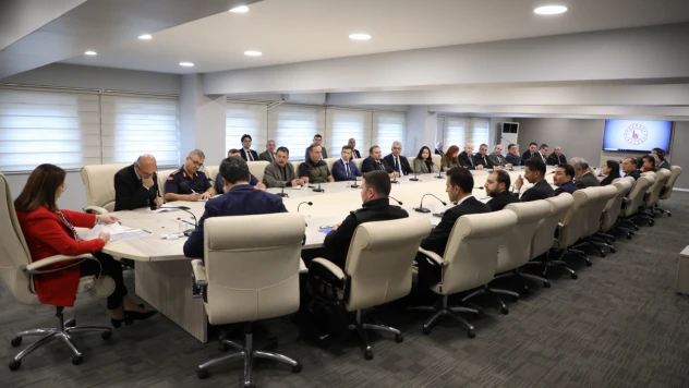 Vali Arslan'dan Kamu Kurumlarına Hizmette Titizlik Talimatı