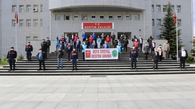 Vefa Sosyal Destek Grubu 724 hizmette