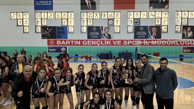Yıldız Kız ve Erkekler Voleybol İl Birinciliği Sona Erdi