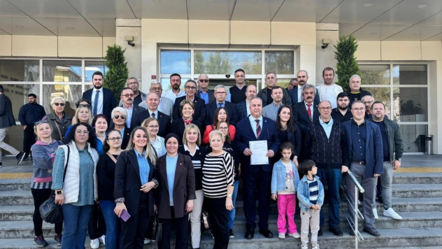 Zeki Şahin Mazbatasını Alarak Göreve Başladı