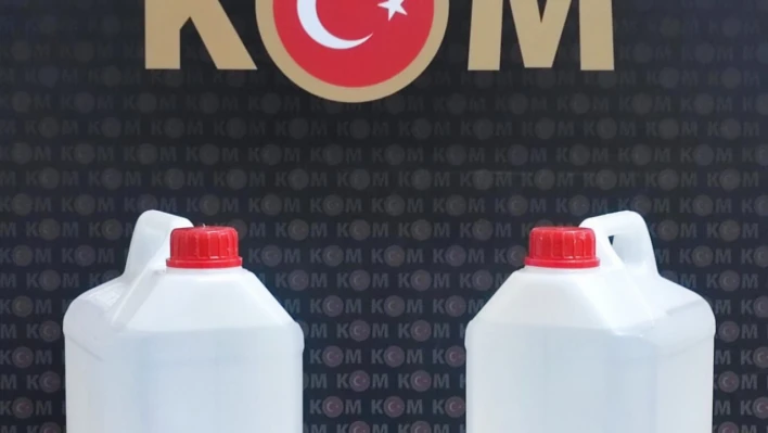 10 litre kaçak etil alkol ele geçirildi
