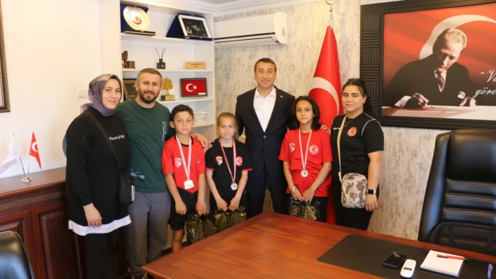 Akkaş, Türkiye Şampiyonu Güreşçileri ağırladı