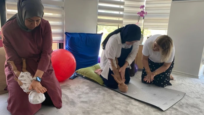 Anne ve anne adaylarına ilk yardım farkındalık eğitimi