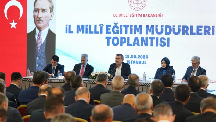 Bakan Tekin, il millî eğitim müdürleriyle bir araya geldi