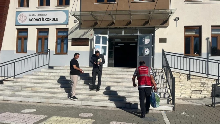 Bartın Belediyesi'nden 732 Öğrenciye Kırtasiye Desteği