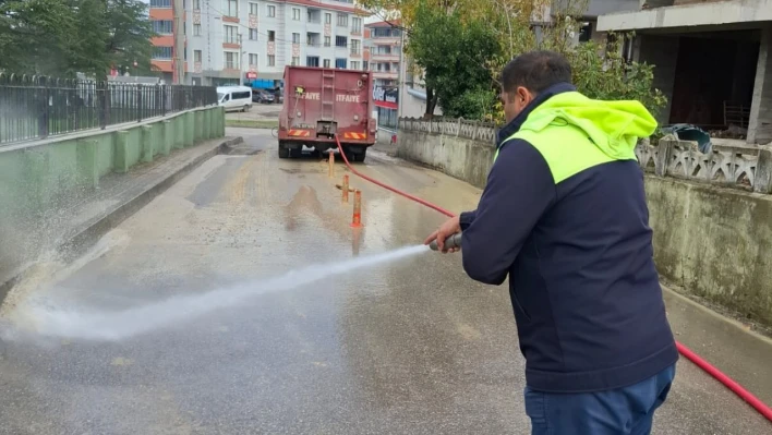 Bartın Belediyesi'nden Yoğun Temizlik Mesaisi